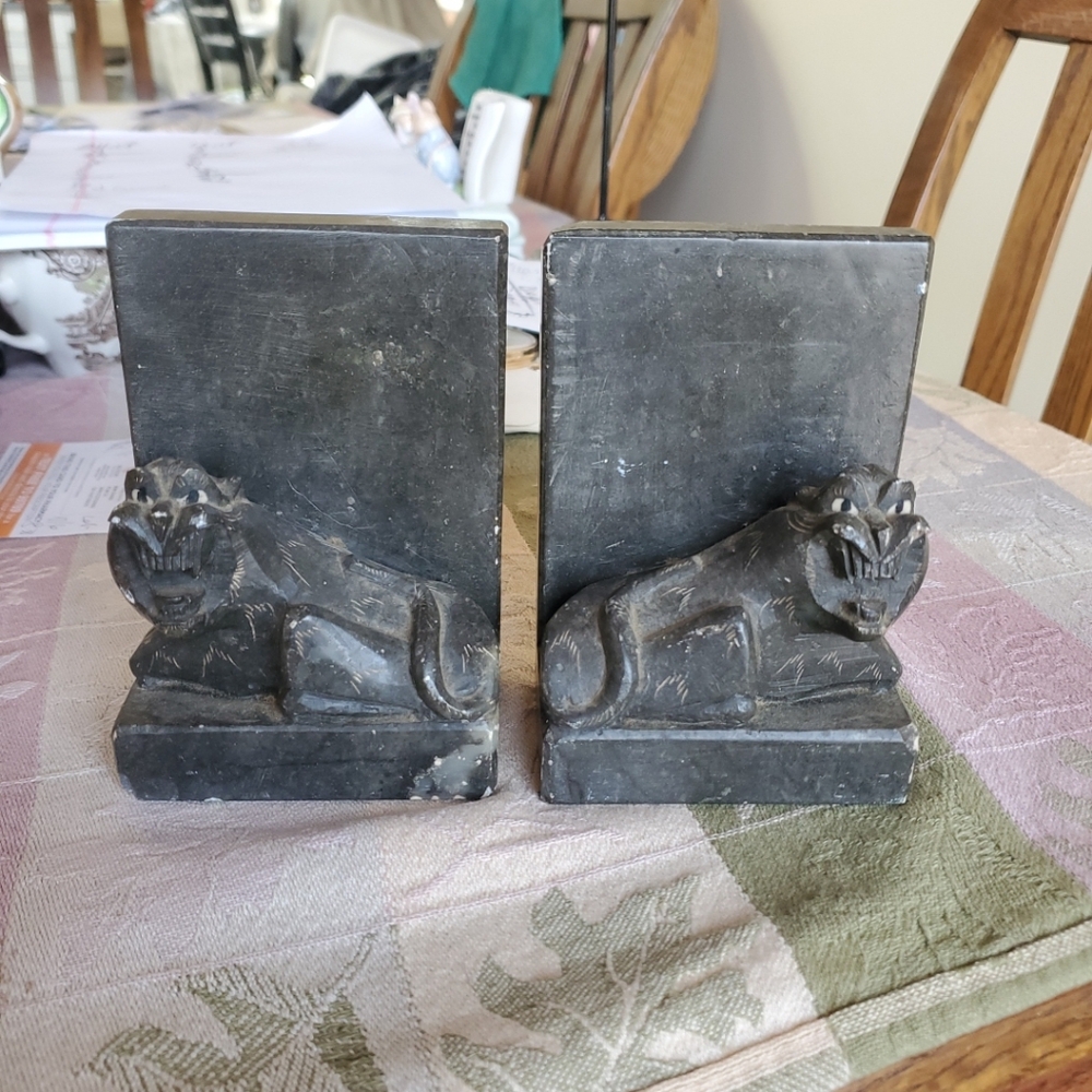 Vintage Marble Foo Dog, Lion, Or Panther Bookends 5" Tall See Pictures
